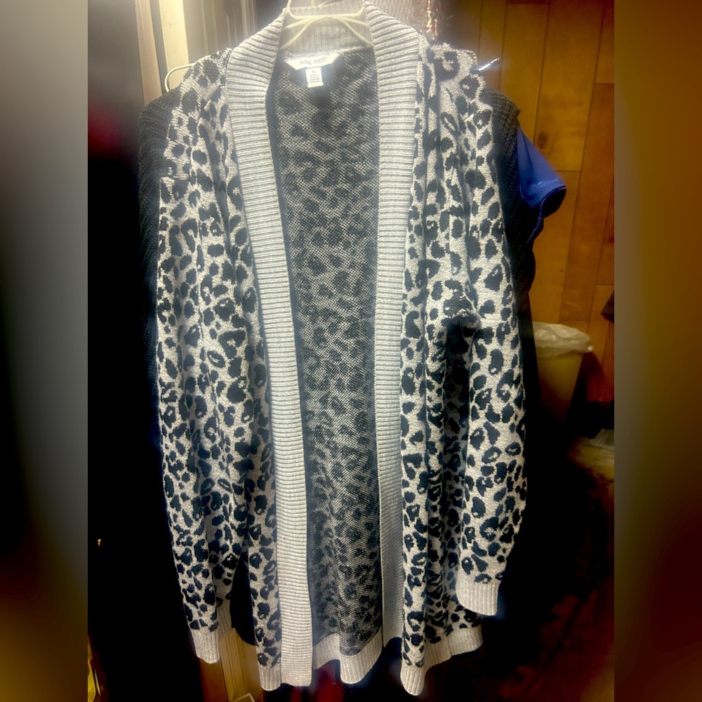 Nice Nine West Cardigan